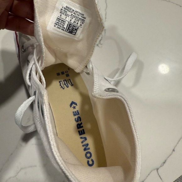 Converse High-Top Sneakers - Picture 4 of 5